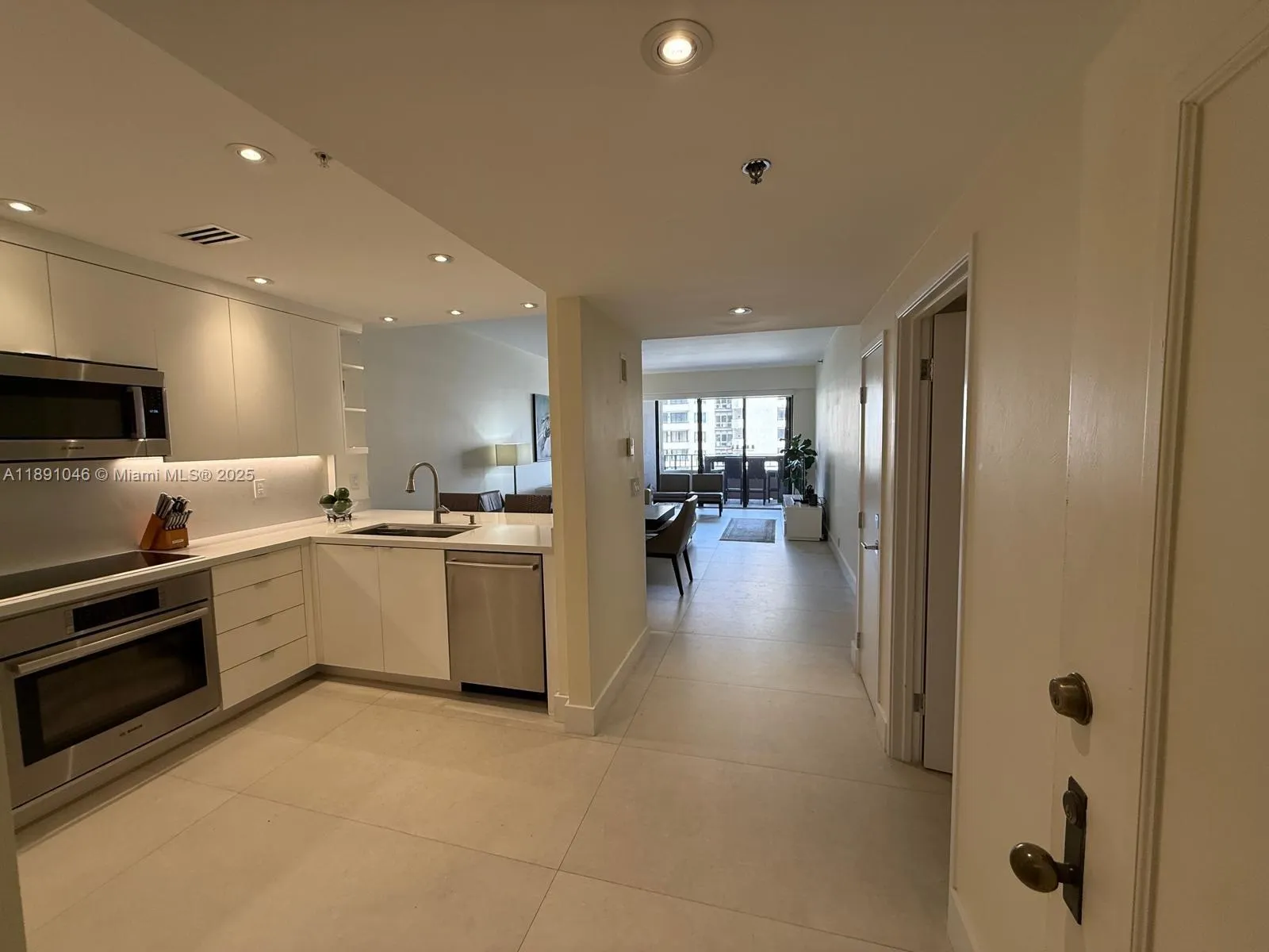 201 Crandon Blvd, #632