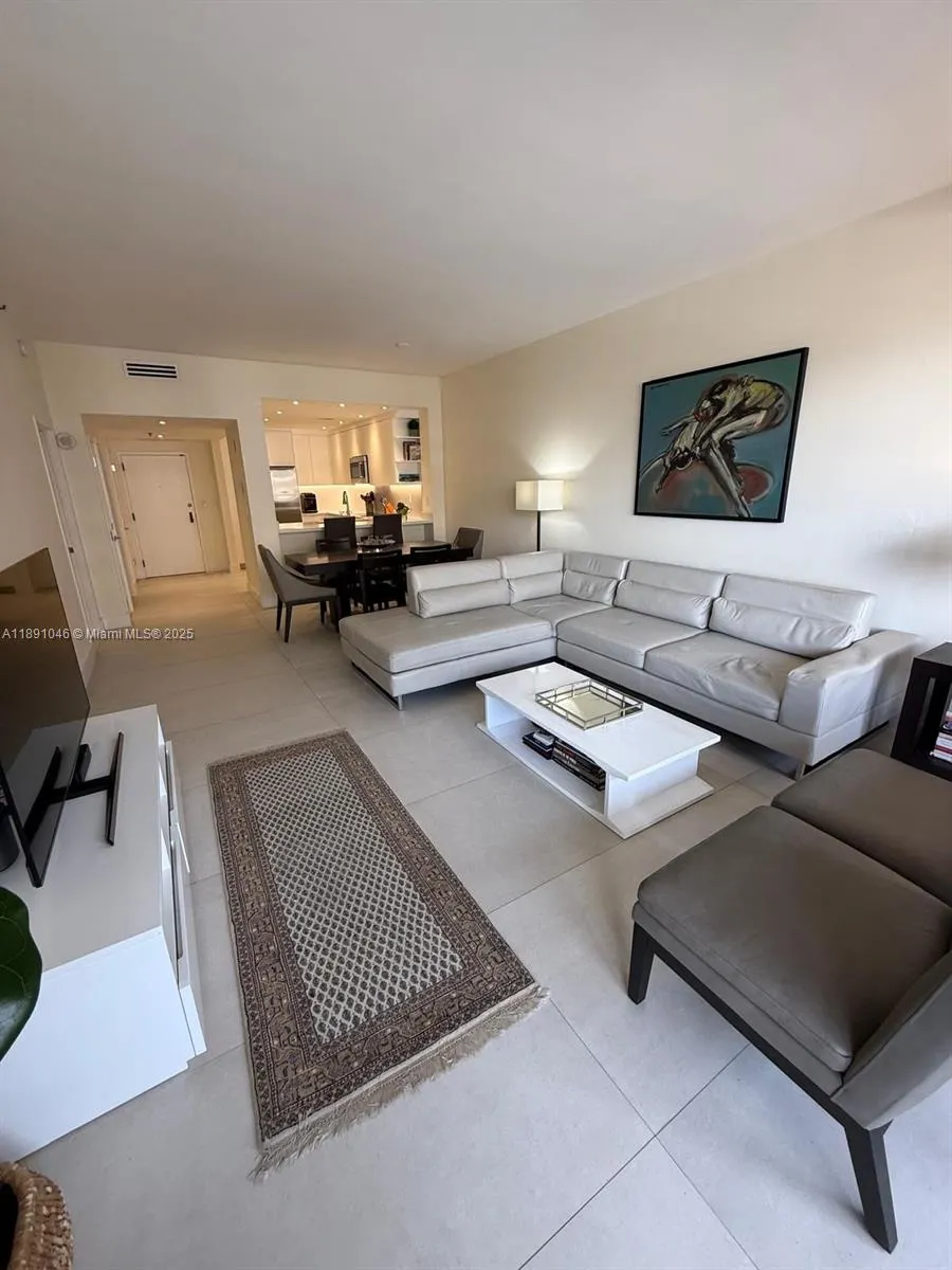 201 Crandon Blvd, #632