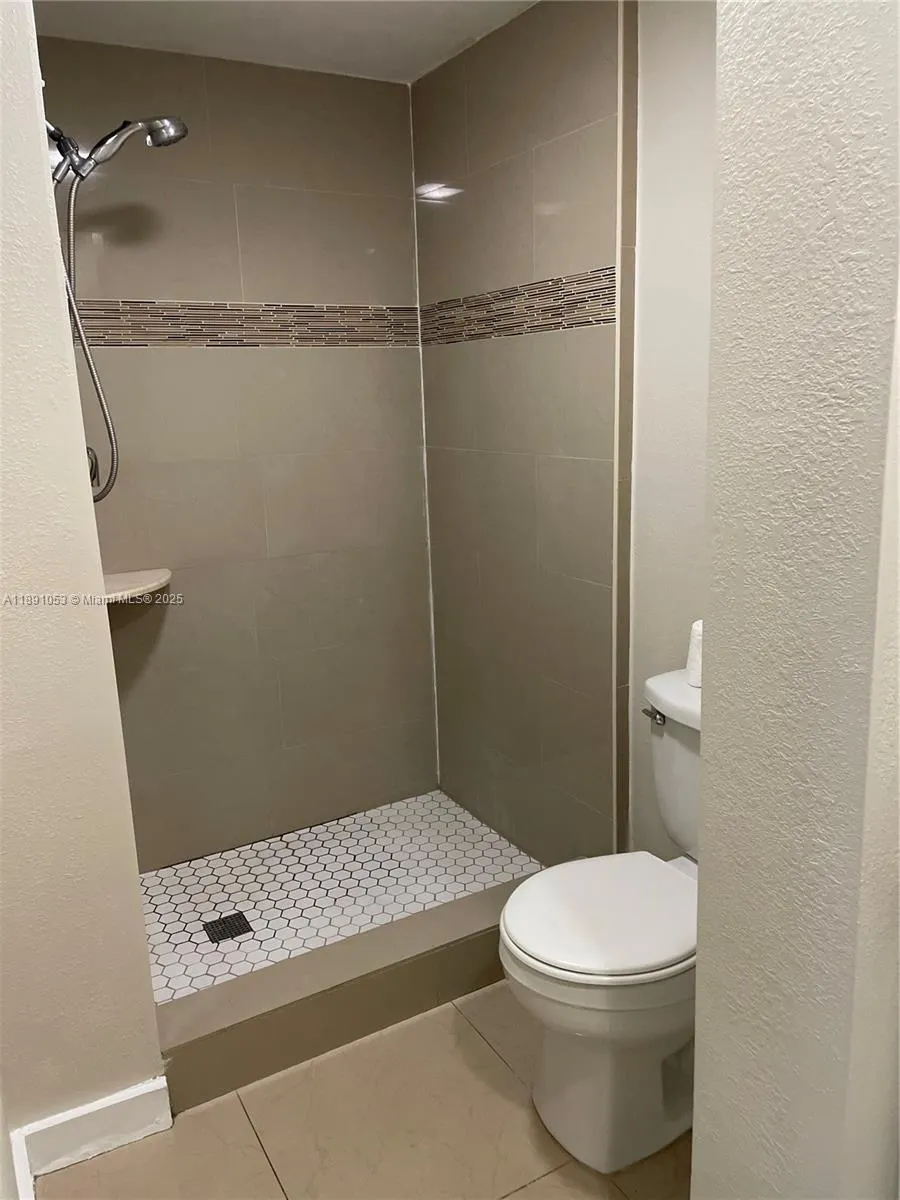 6620 E Miami Lakes Dr E, #6620