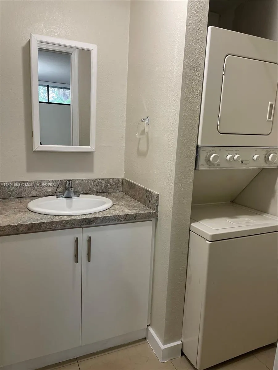 6620 E Miami Lakes Dr E, #6620