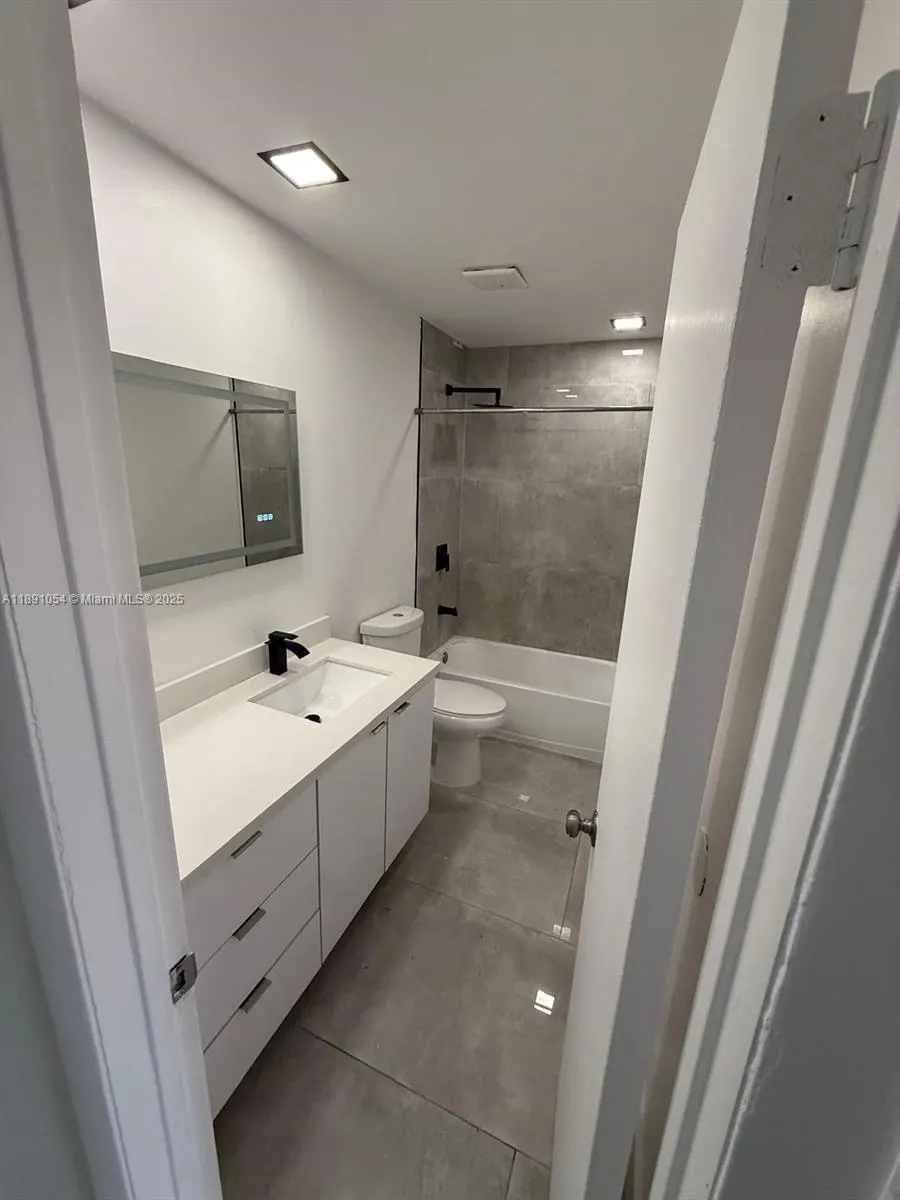 2655 NW 60th Way, #195