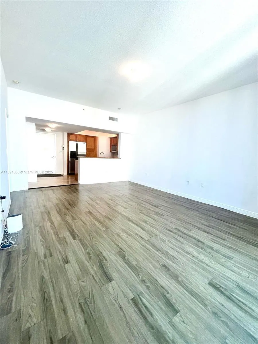 1745 E HALLANDALE BEACH BLVD, #2404W