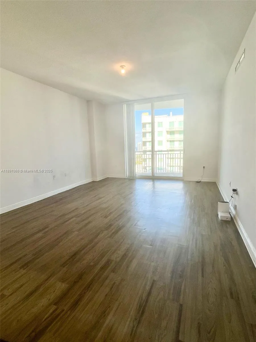 1745 E HALLANDALE BEACH BLVD, #2404W