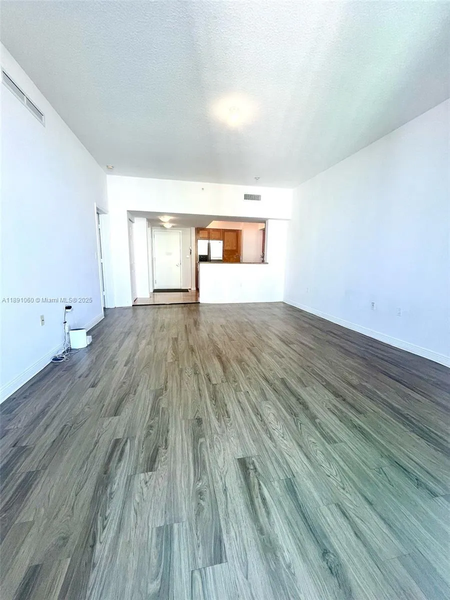 1745 E HALLANDALE BEACH BLVD, #2404W