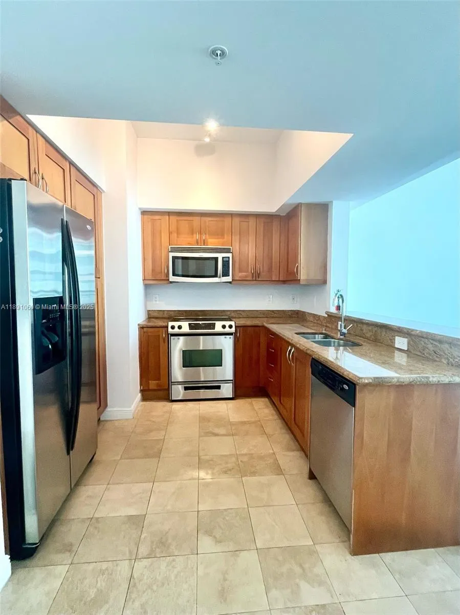 1745 E HALLANDALE BEACH BLVD, #2404W