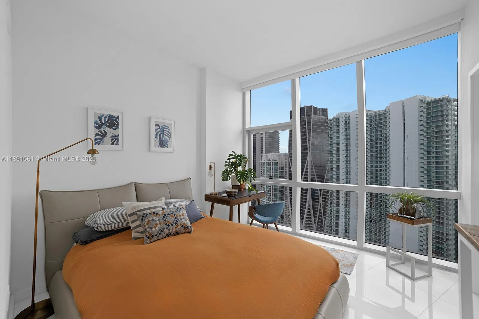 851 NE 1st Ave, #4403