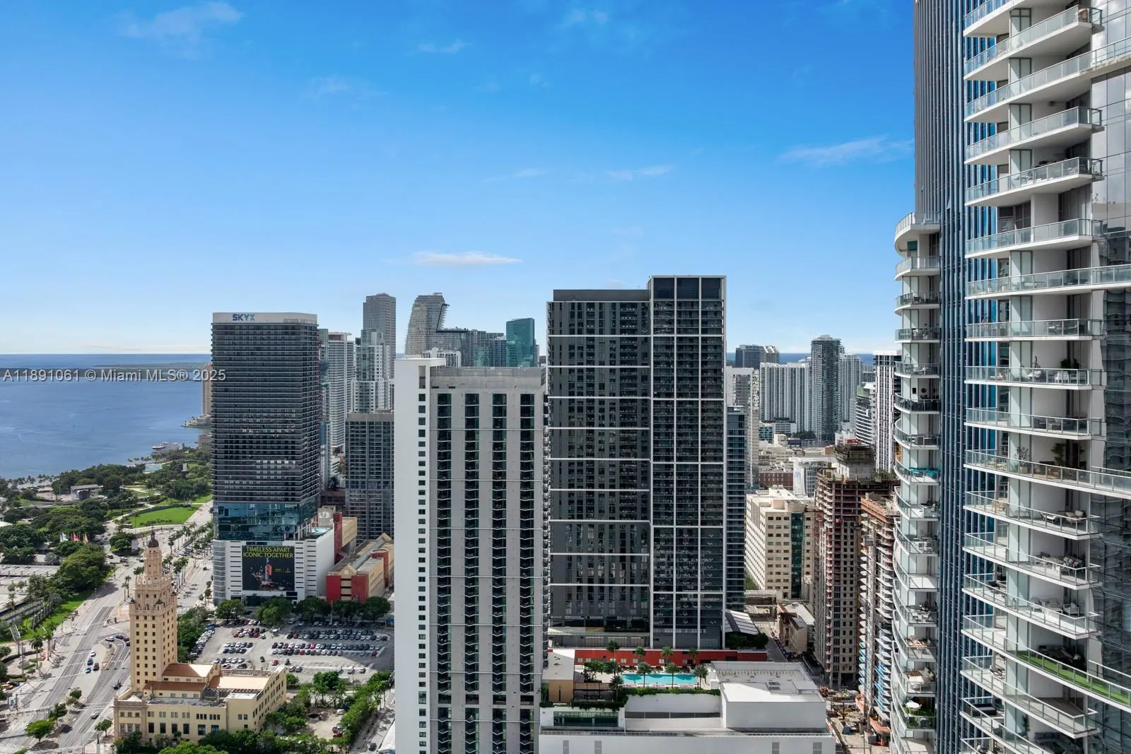 851 NE 1st Ave, #4403