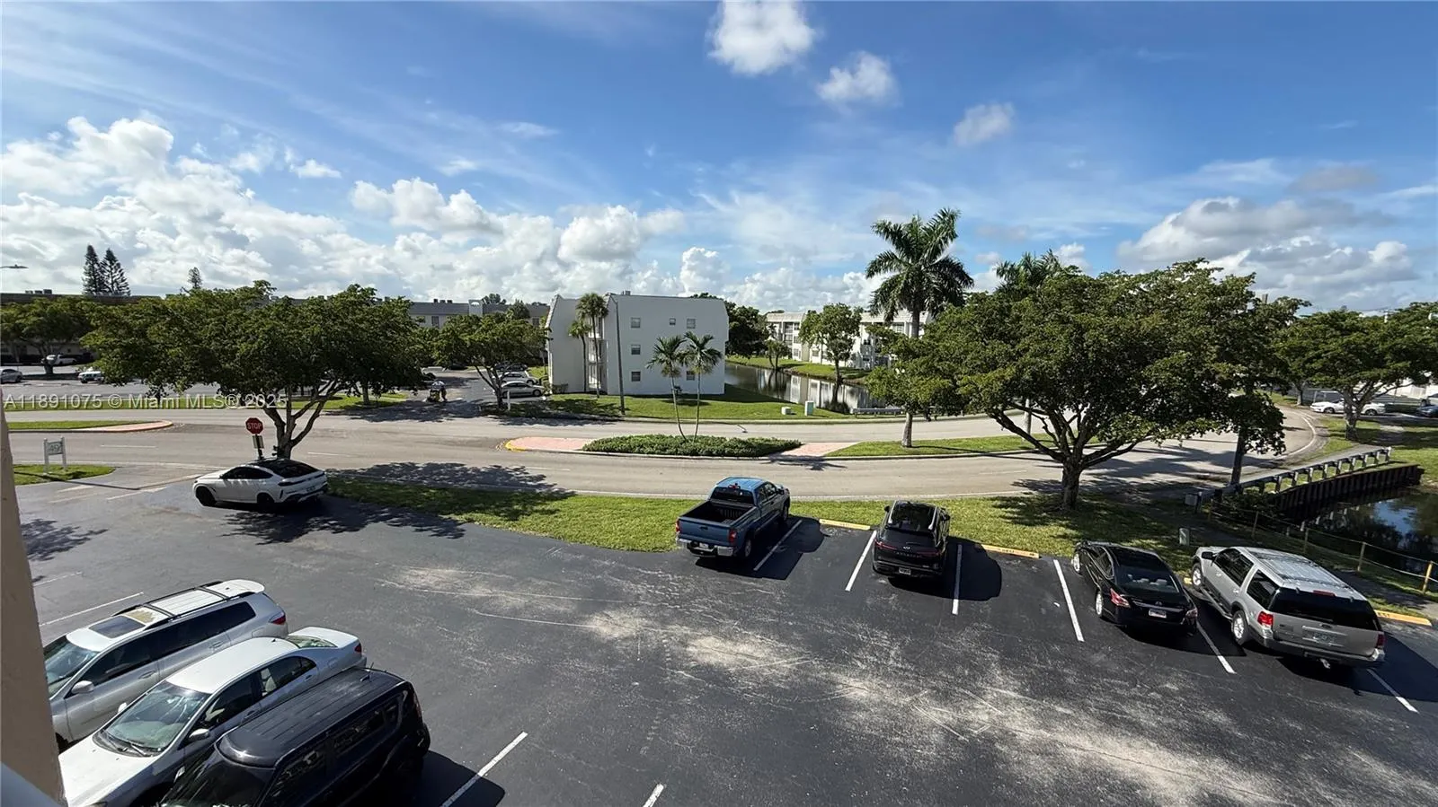 8500 Sunrise Lakes Blvd, #303