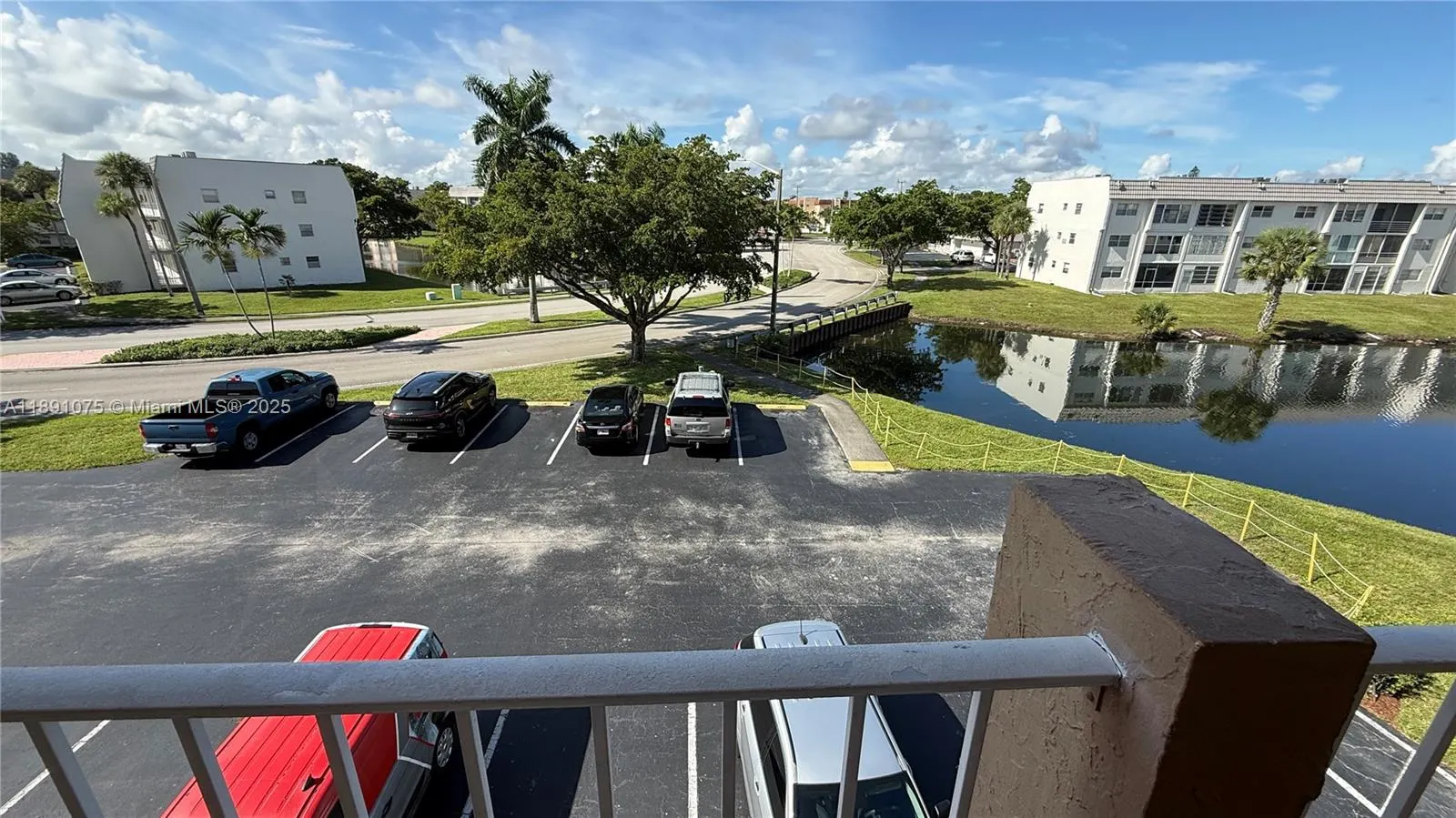 8500 Sunrise Lakes Blvd, #303