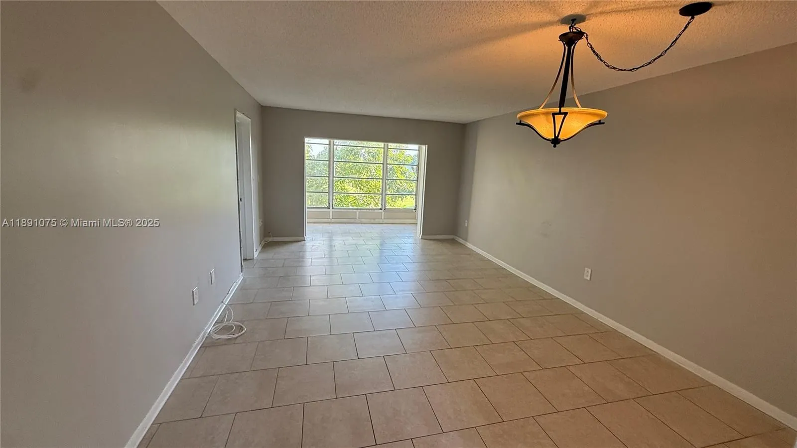 8500 Sunrise Lakes Blvd, #303