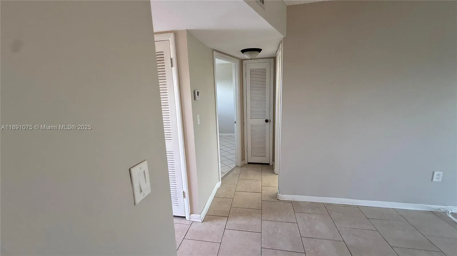 8500 Sunrise Lakes Blvd, #303