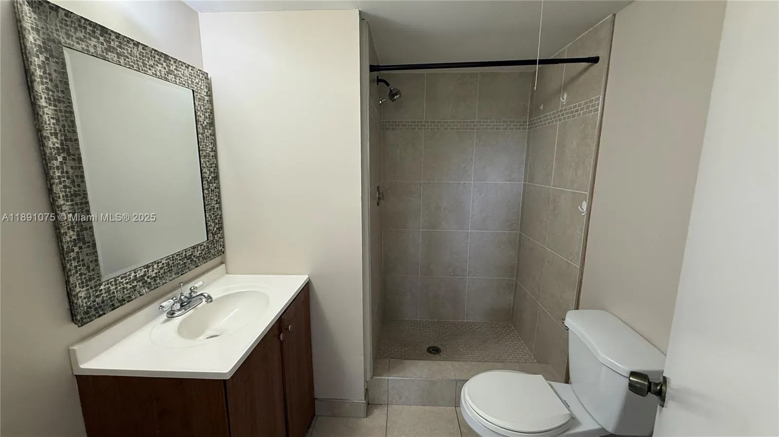 8500 Sunrise Lakes Blvd, #303