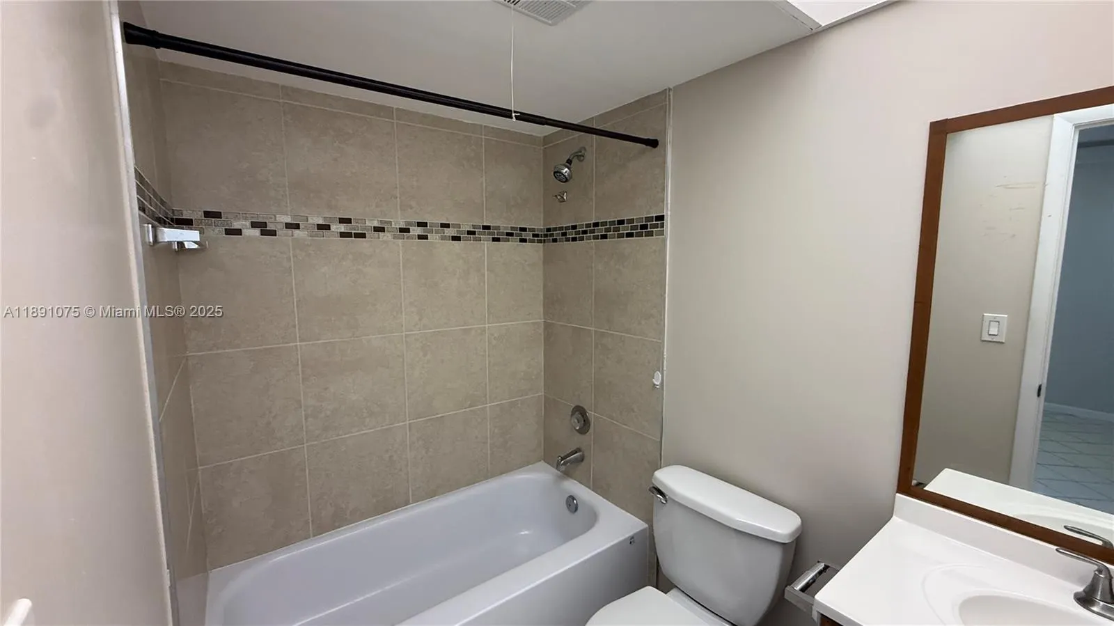 8500 Sunrise Lakes Blvd, #303