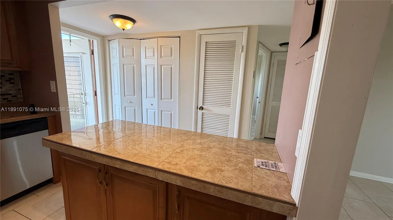 8500 Sunrise Lakes Blvd, #303