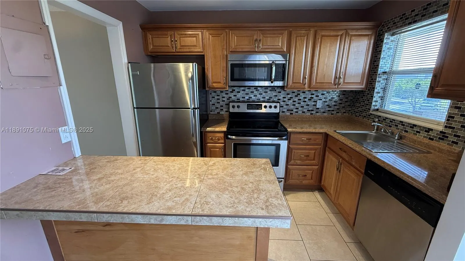 8500 Sunrise Lakes Blvd, #303