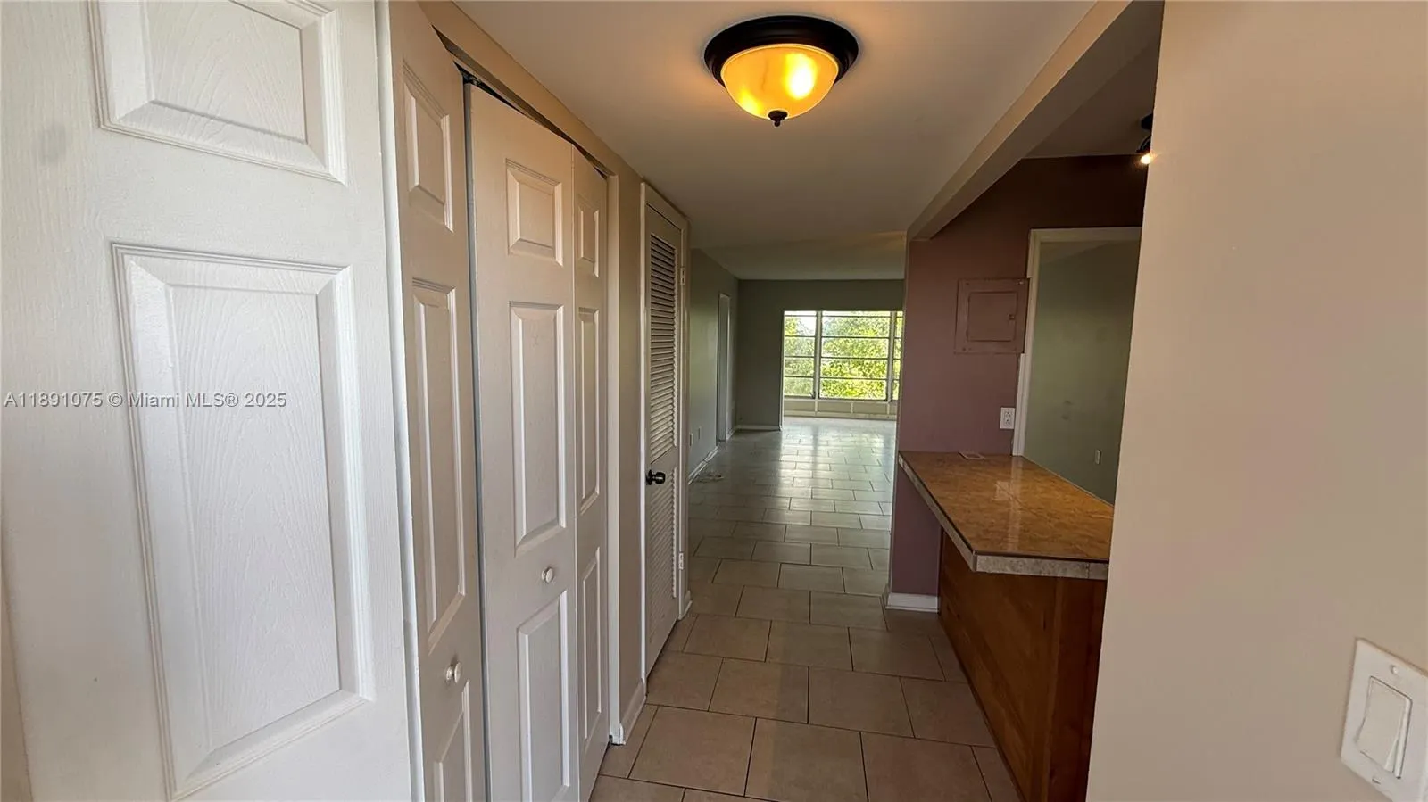 8500 Sunrise Lakes Blvd, #303