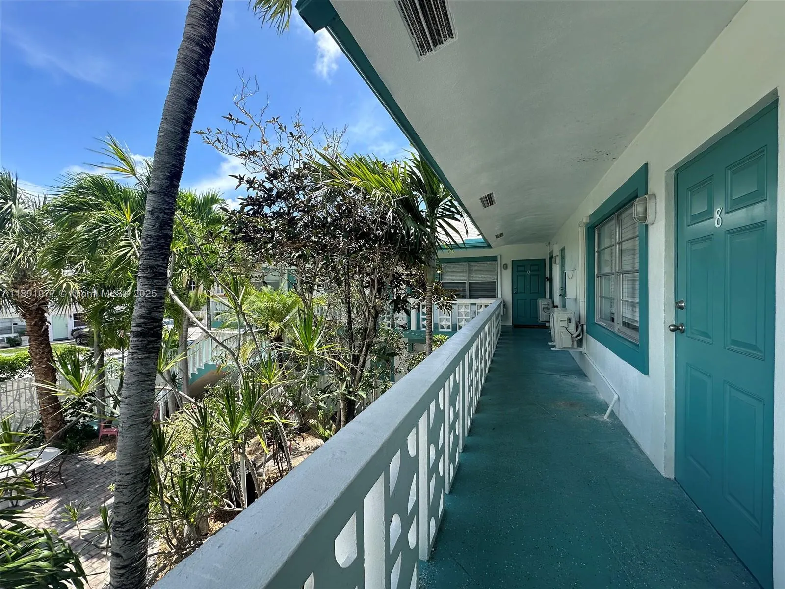 840 NE 17th Ter, #10