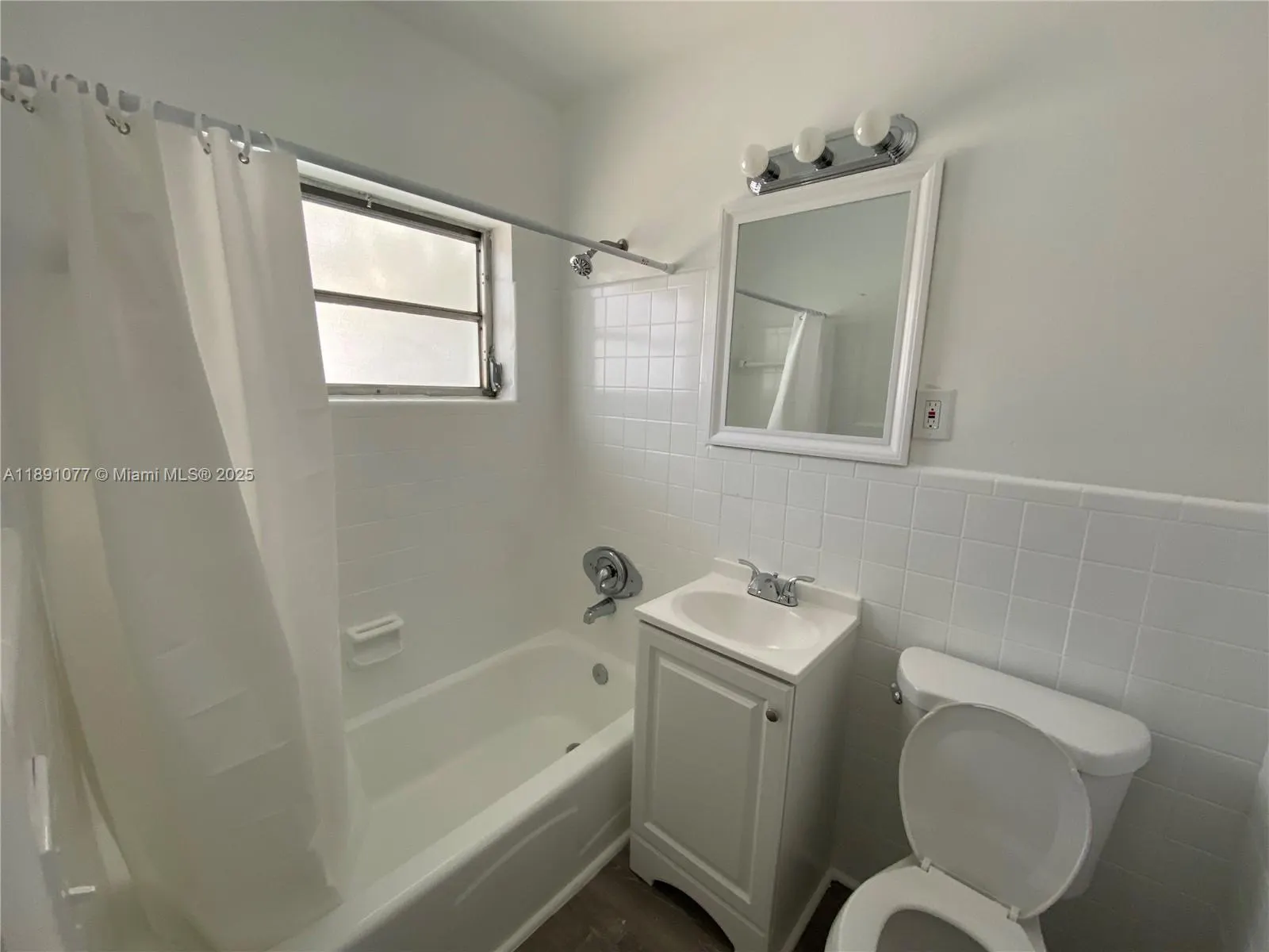 840 NE 17th Ter, #10