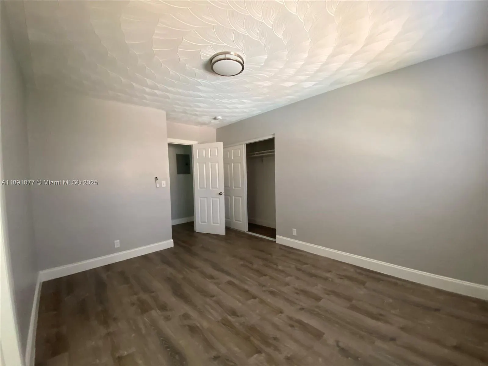 840 NE 17th Ter, #10