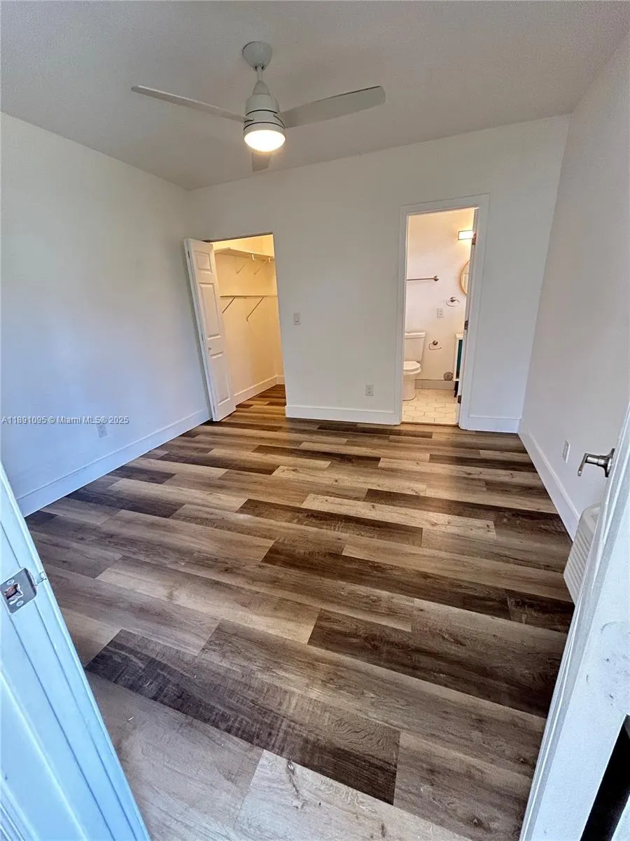 571 NE 67th St 67th St, #1