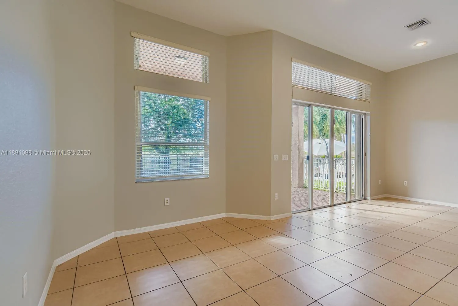 5324 SW 148th Ave