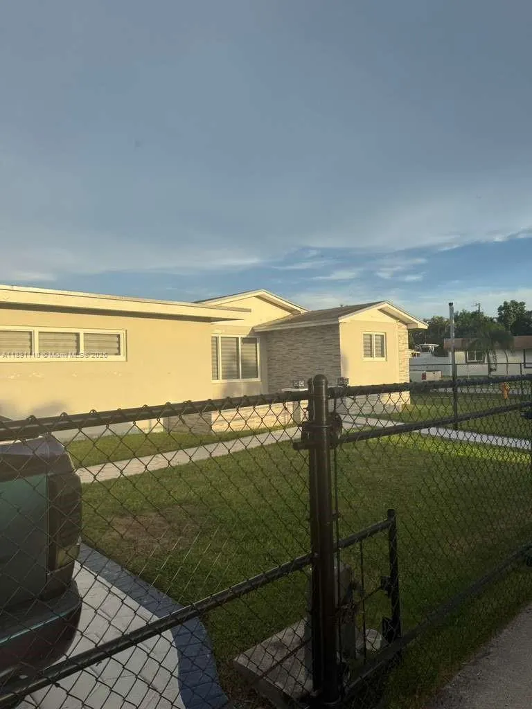 17881 SW 113th Ct
