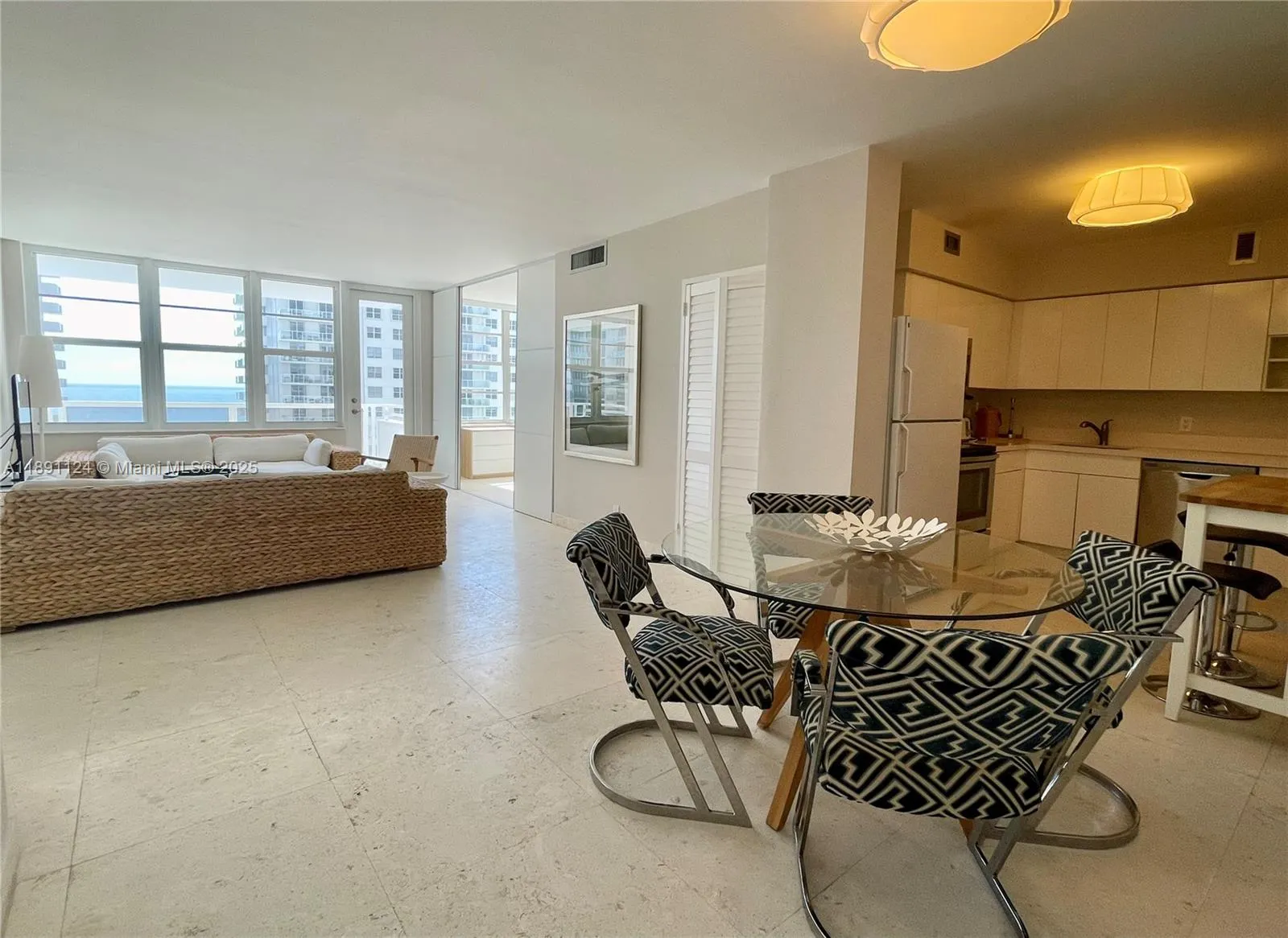 5700 Collins Ave, #11A