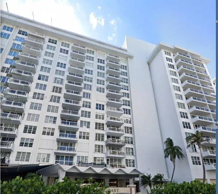 5700 Collins Ave, #11A