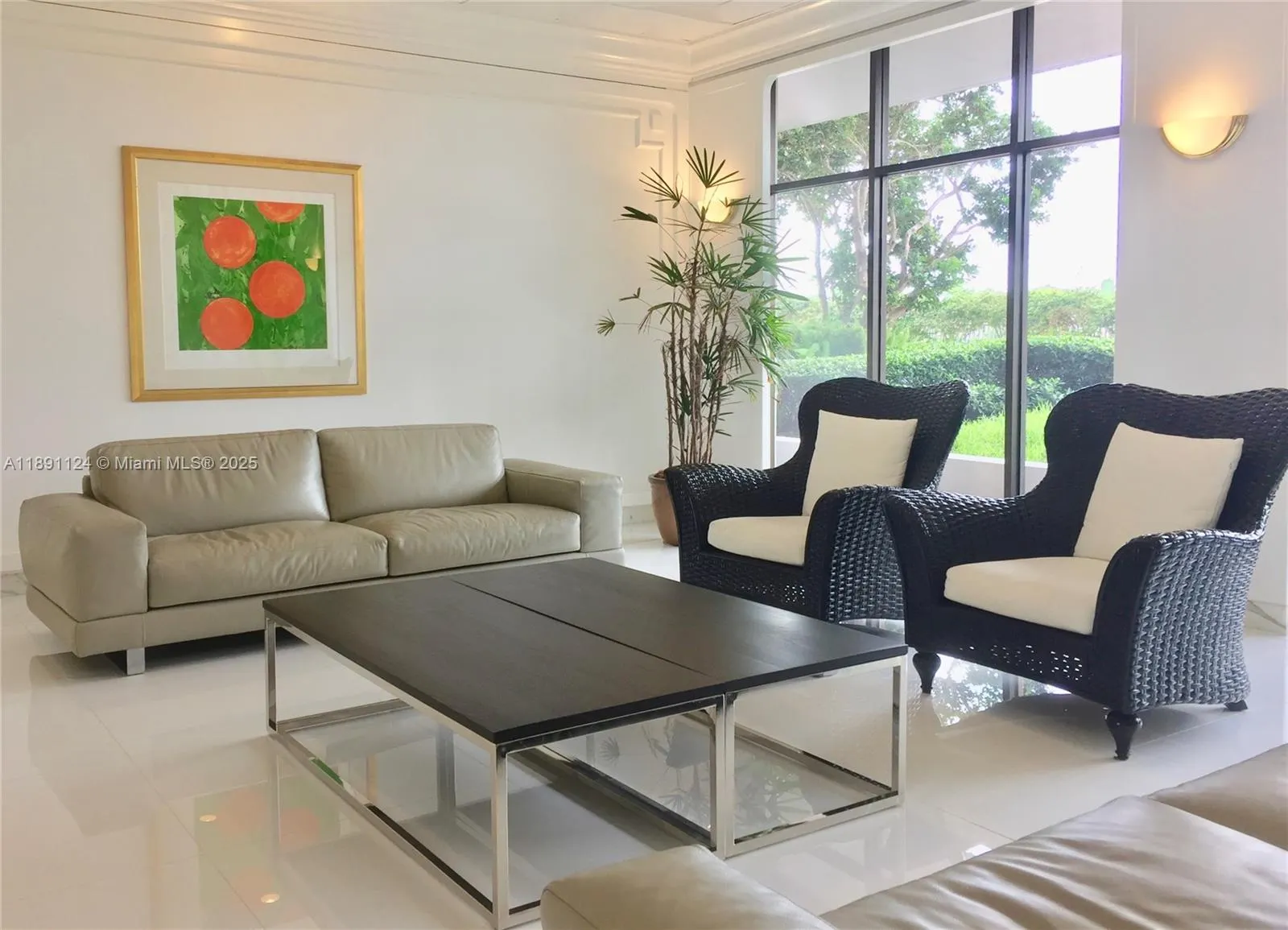 5700 Collins Ave, #11A