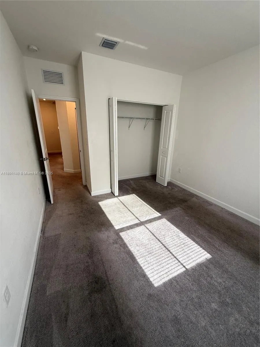 1021 SE 27th Ter, #1021