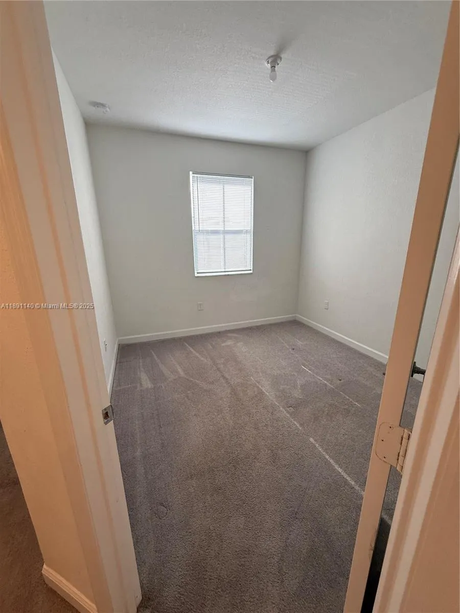 1021 SE 27th Ter, #1021