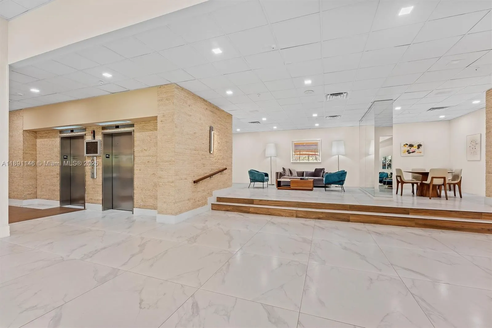 1900 Consulate Pl, #2205