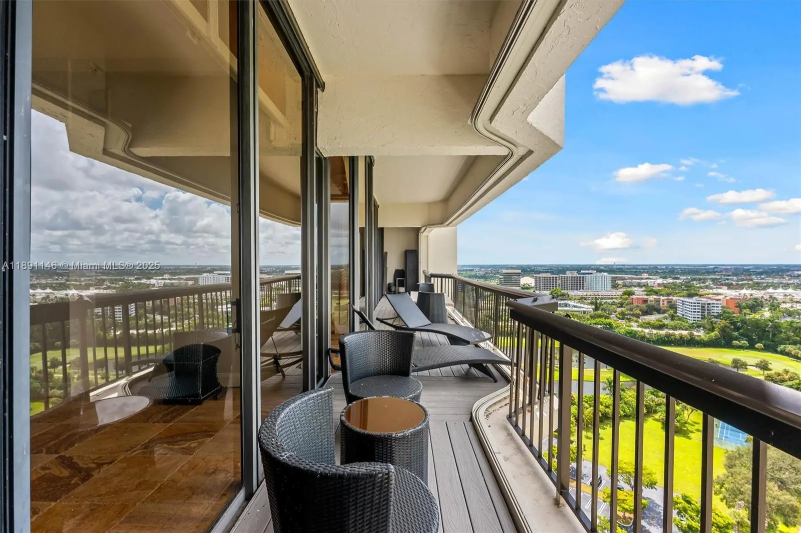 1900 Consulate Pl, #2205