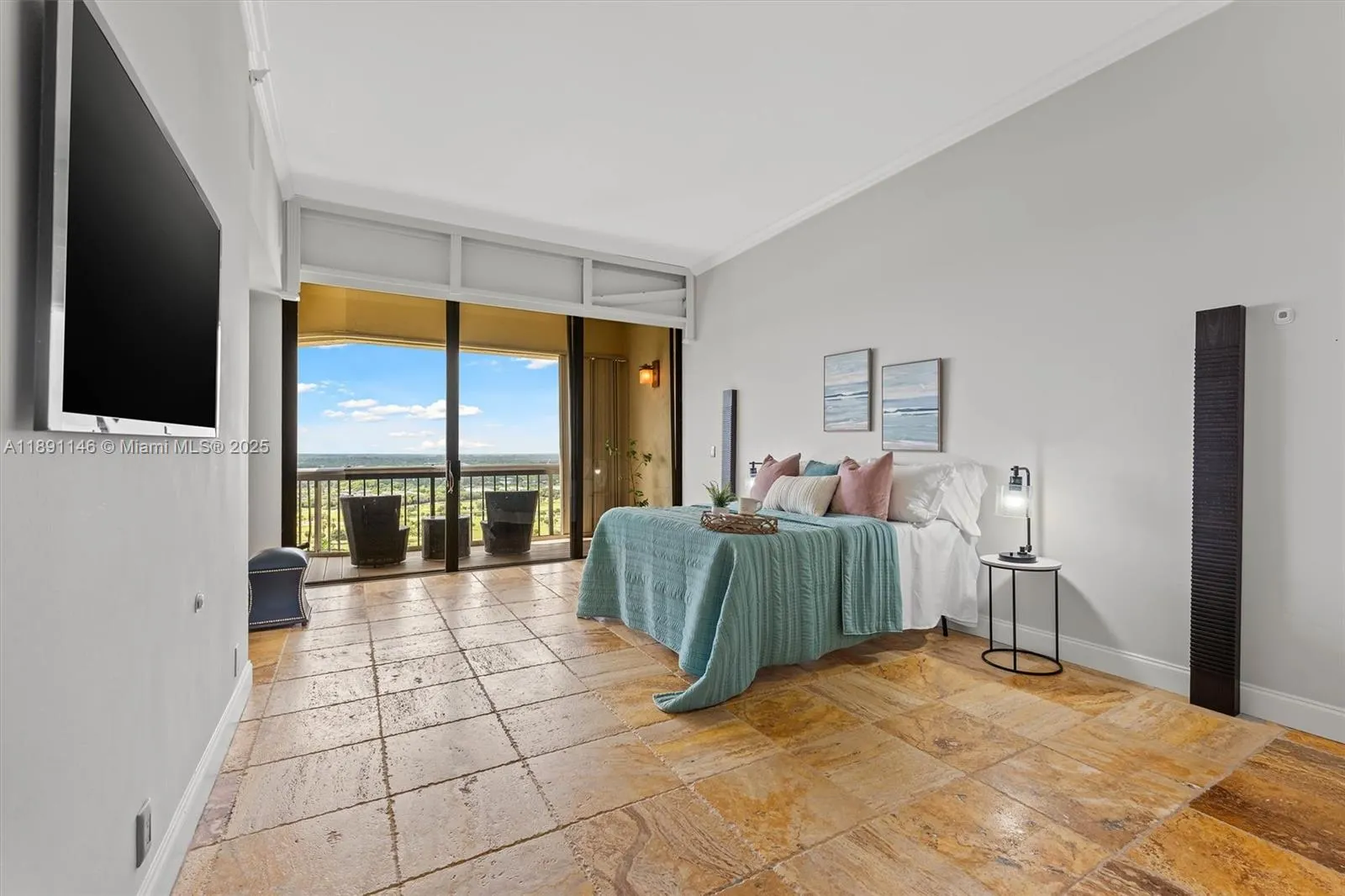 1900 Consulate Pl, #2205