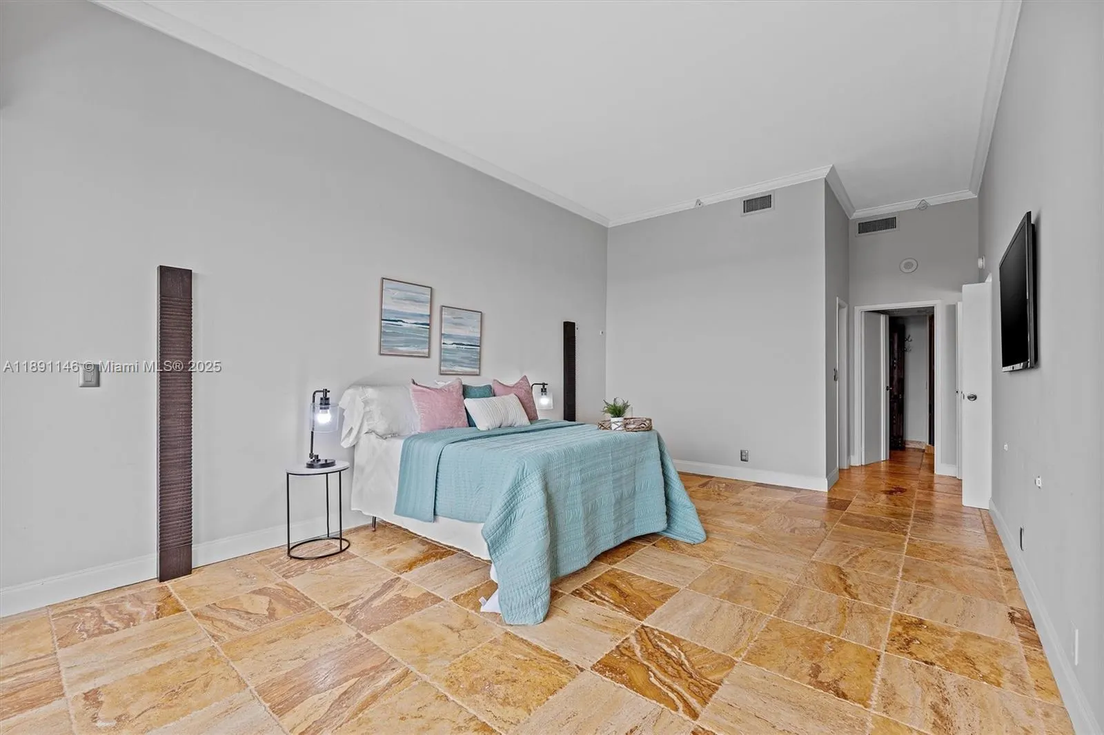 1900 Consulate Pl, #2205