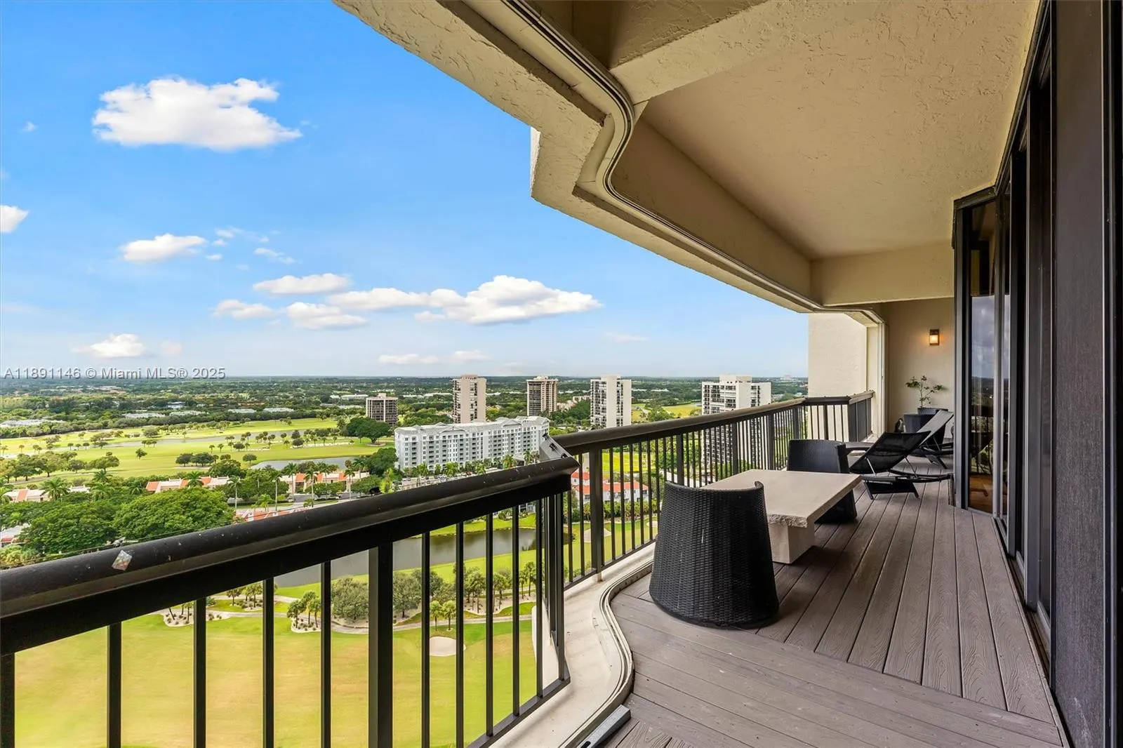1900 Consulate Pl, #2205