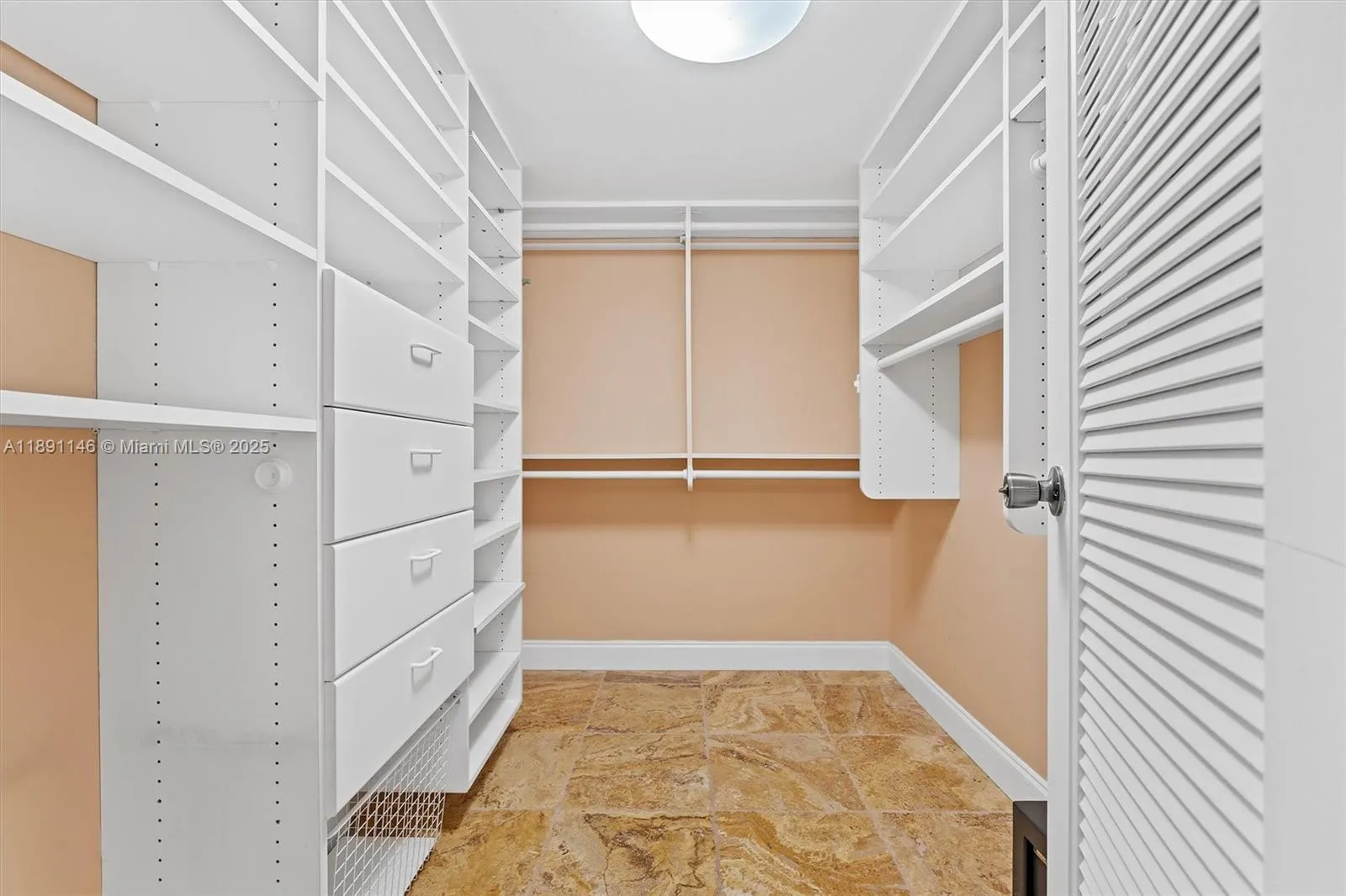 1900 Consulate Pl, #2205