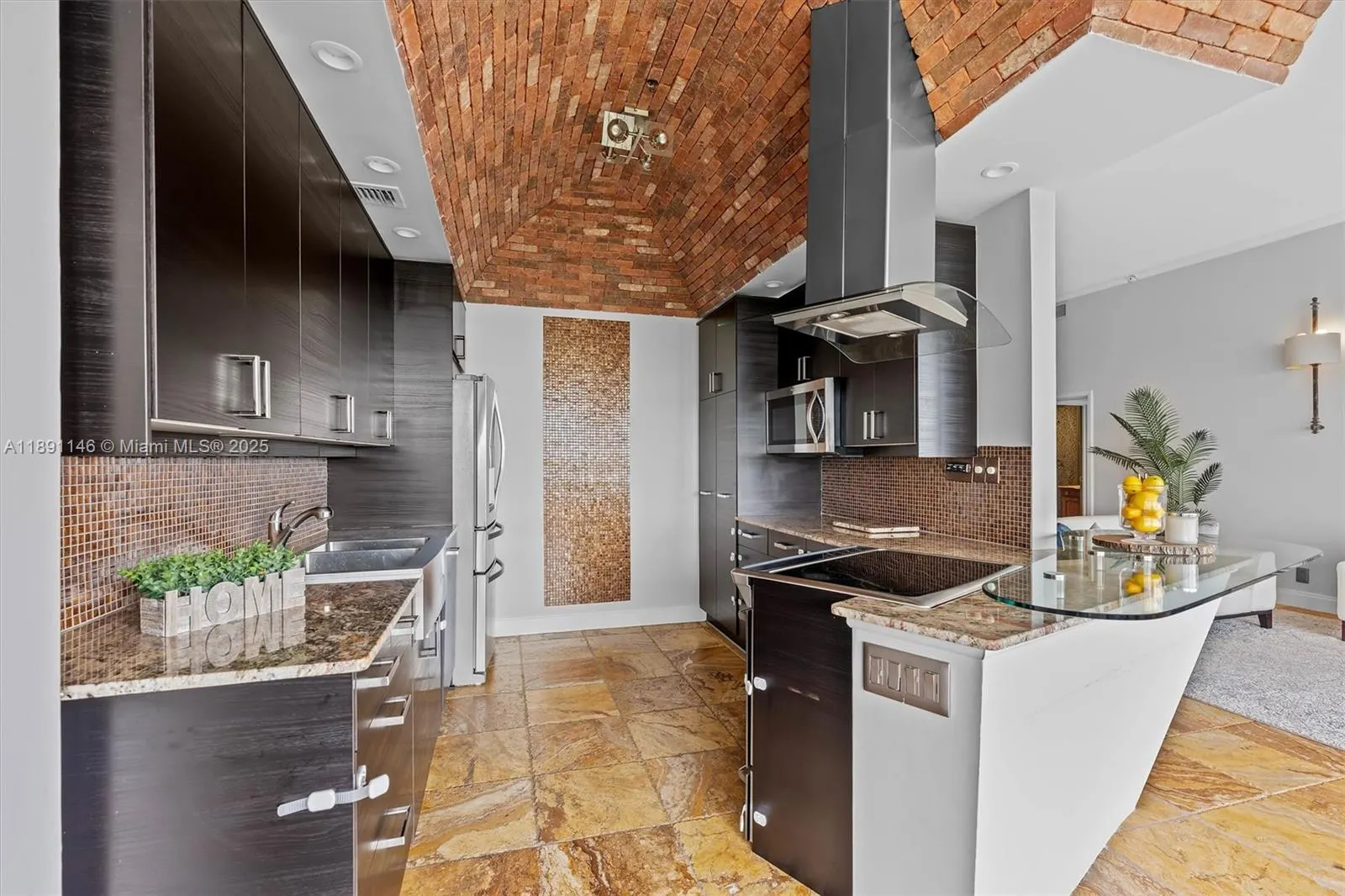 1900 Consulate Pl, #2205