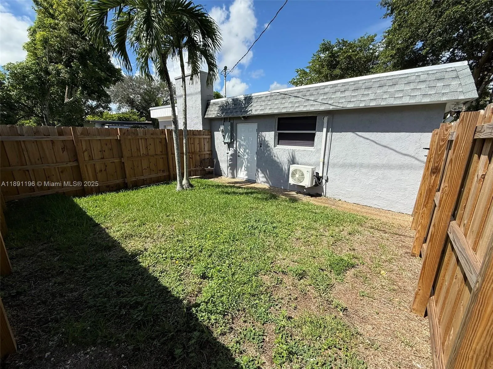 4300 NW 3rd Ct, #1