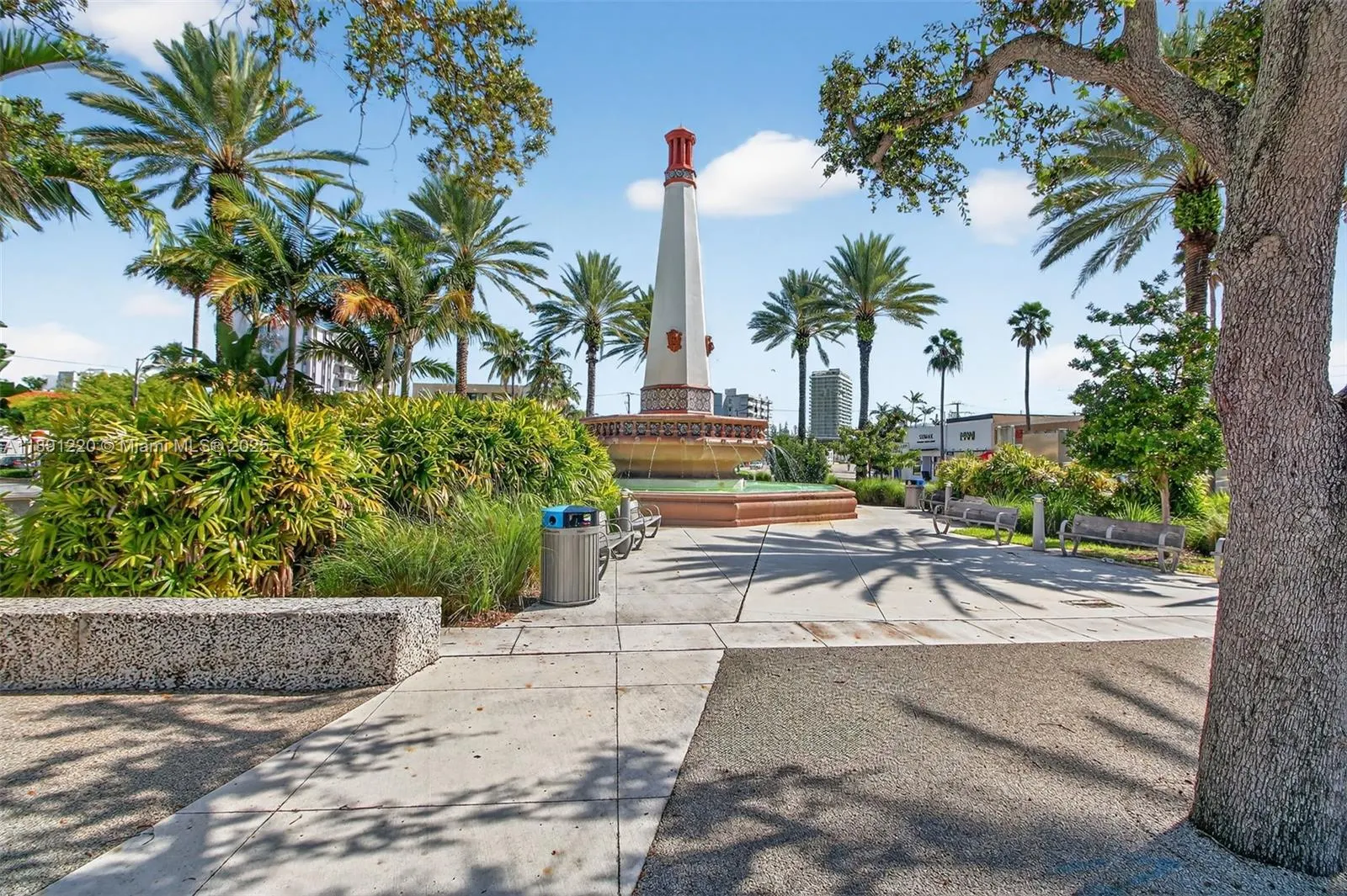 Turnkey Restaurant For Sale in Miami Beach