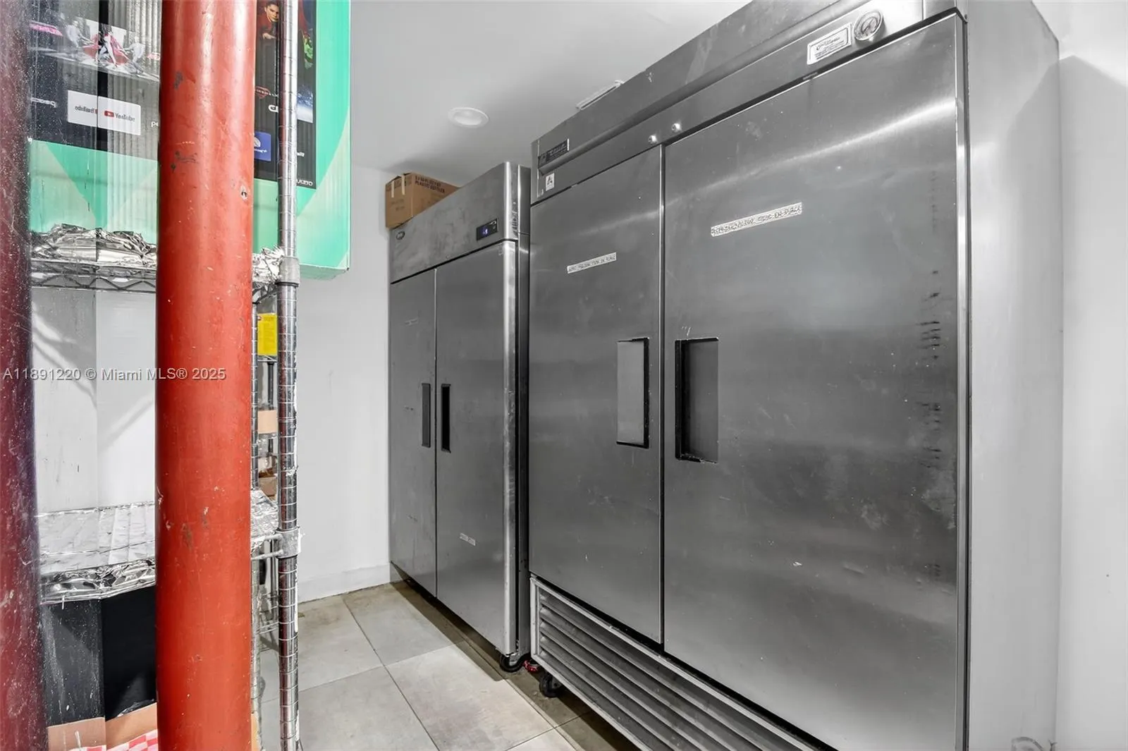 Turnkey Restaurant For Sale in Miami Beach