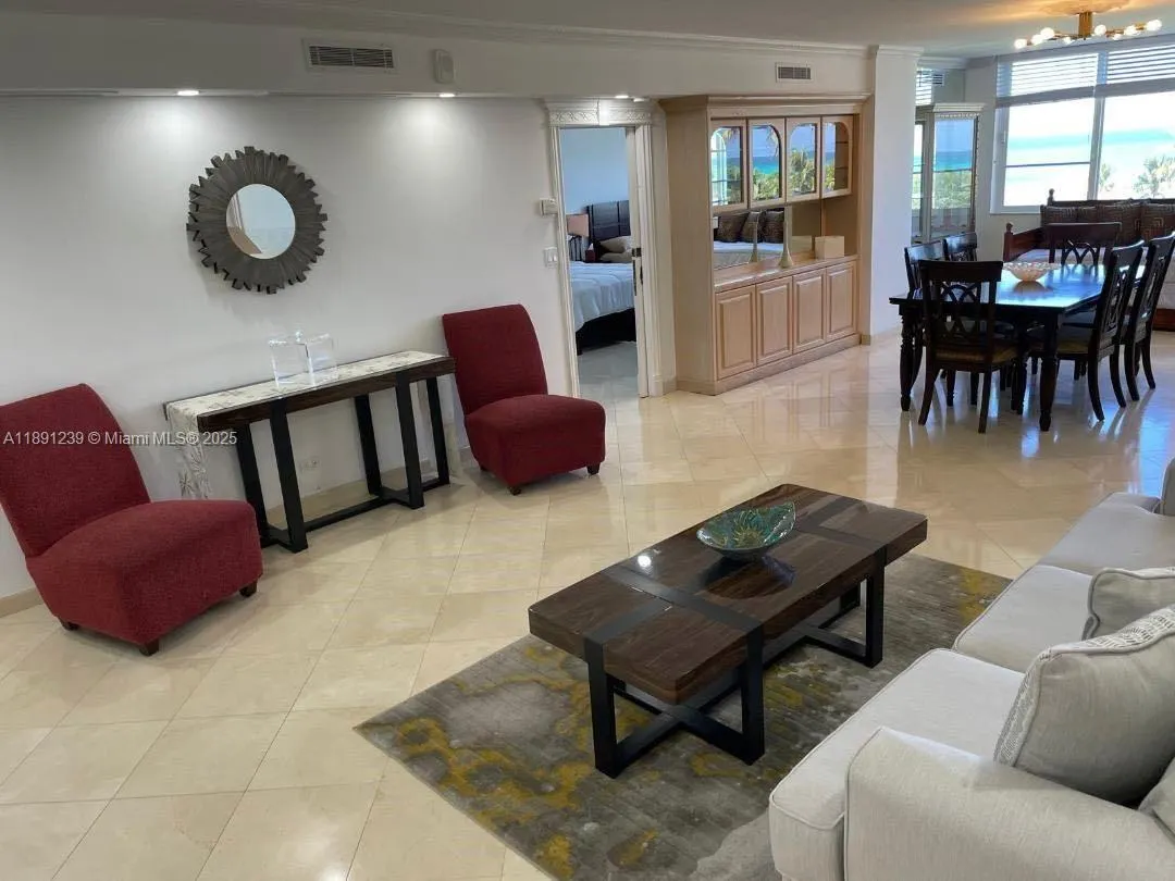 5005 Collins Ave, #411