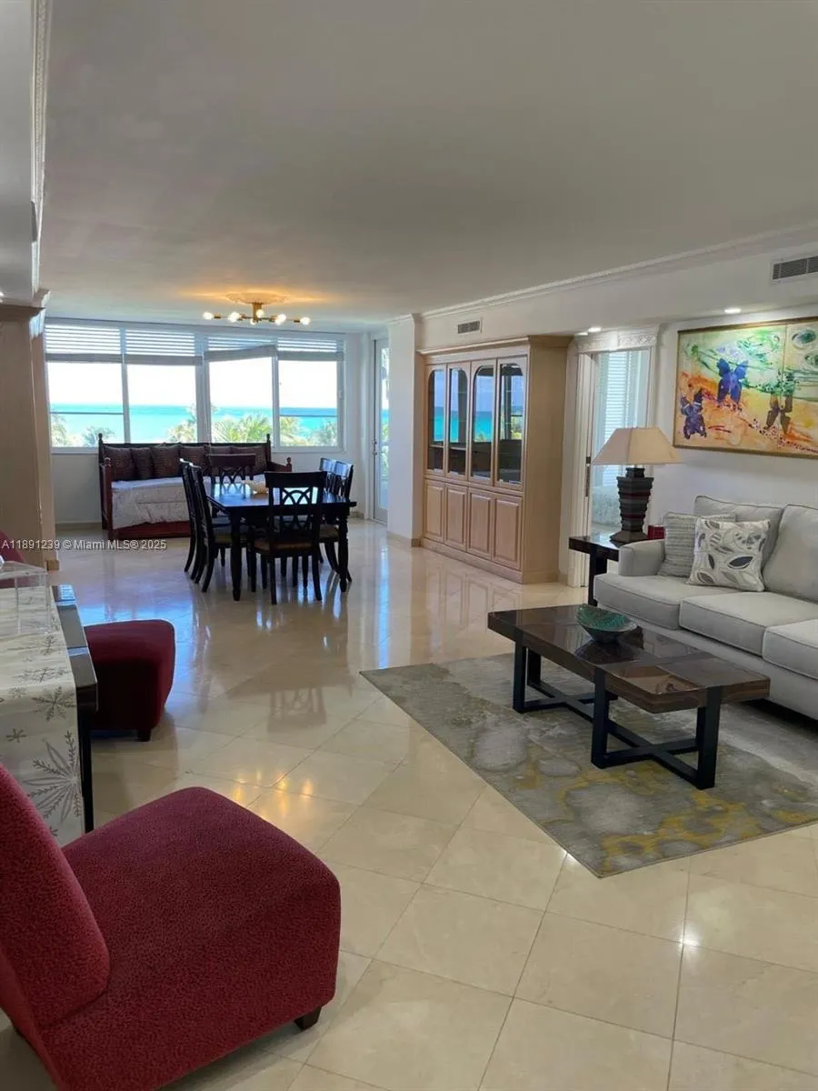5005 Collins Ave, #411
