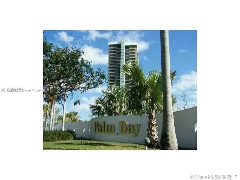 780 NE 69th St, #1406