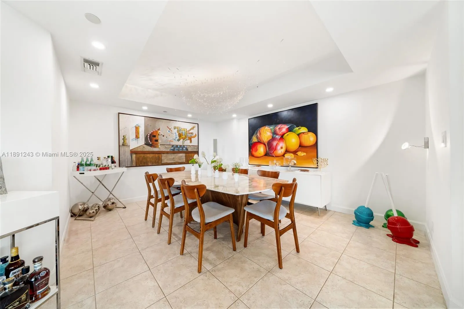 20185 E Country Club Dr, #1402