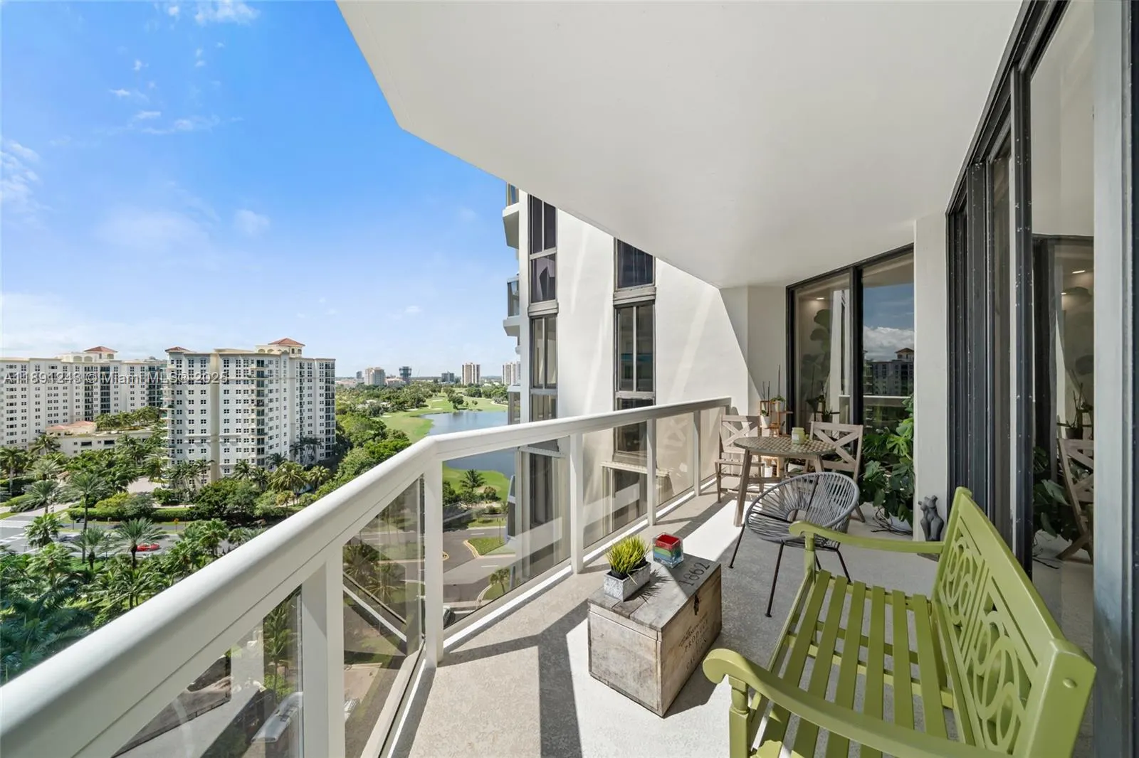 20185 E Country Club Dr, #1402