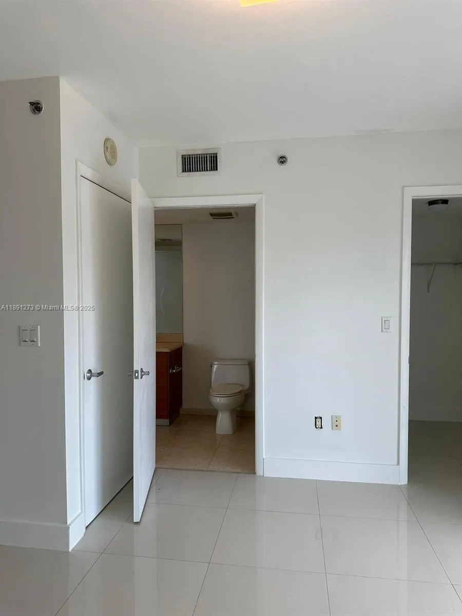 50 Biscayne Blvd, #5311