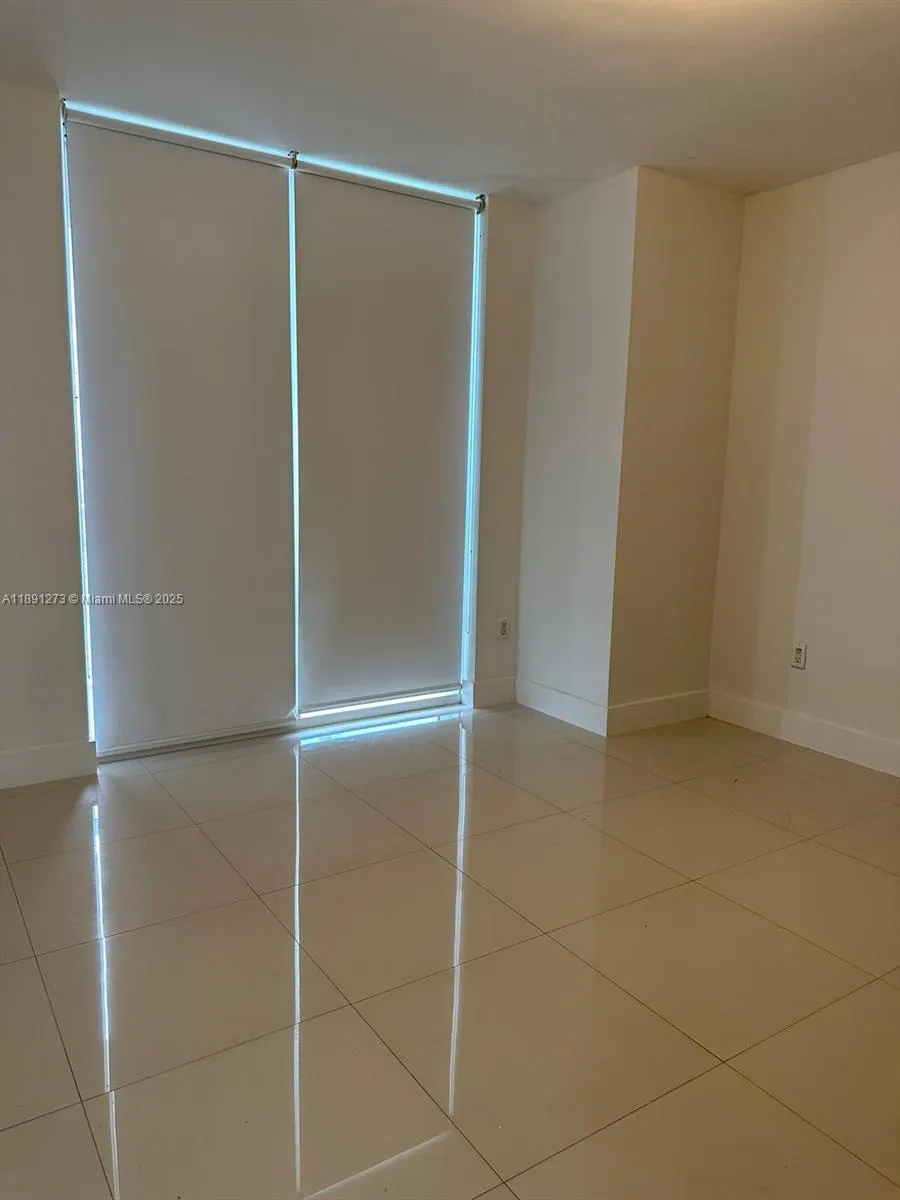 50 Biscayne Blvd, #5311