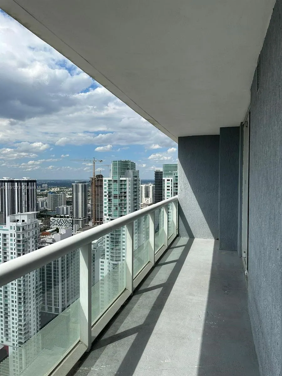 50 Biscayne Blvd, #5311
