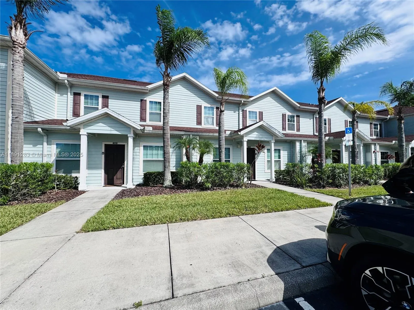 3207 Oyster Ln